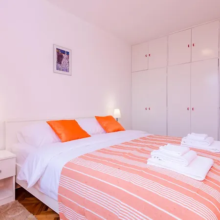 Apartman Vista *